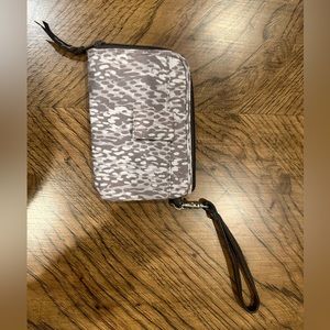 Thirty-One Wristlet Wallet